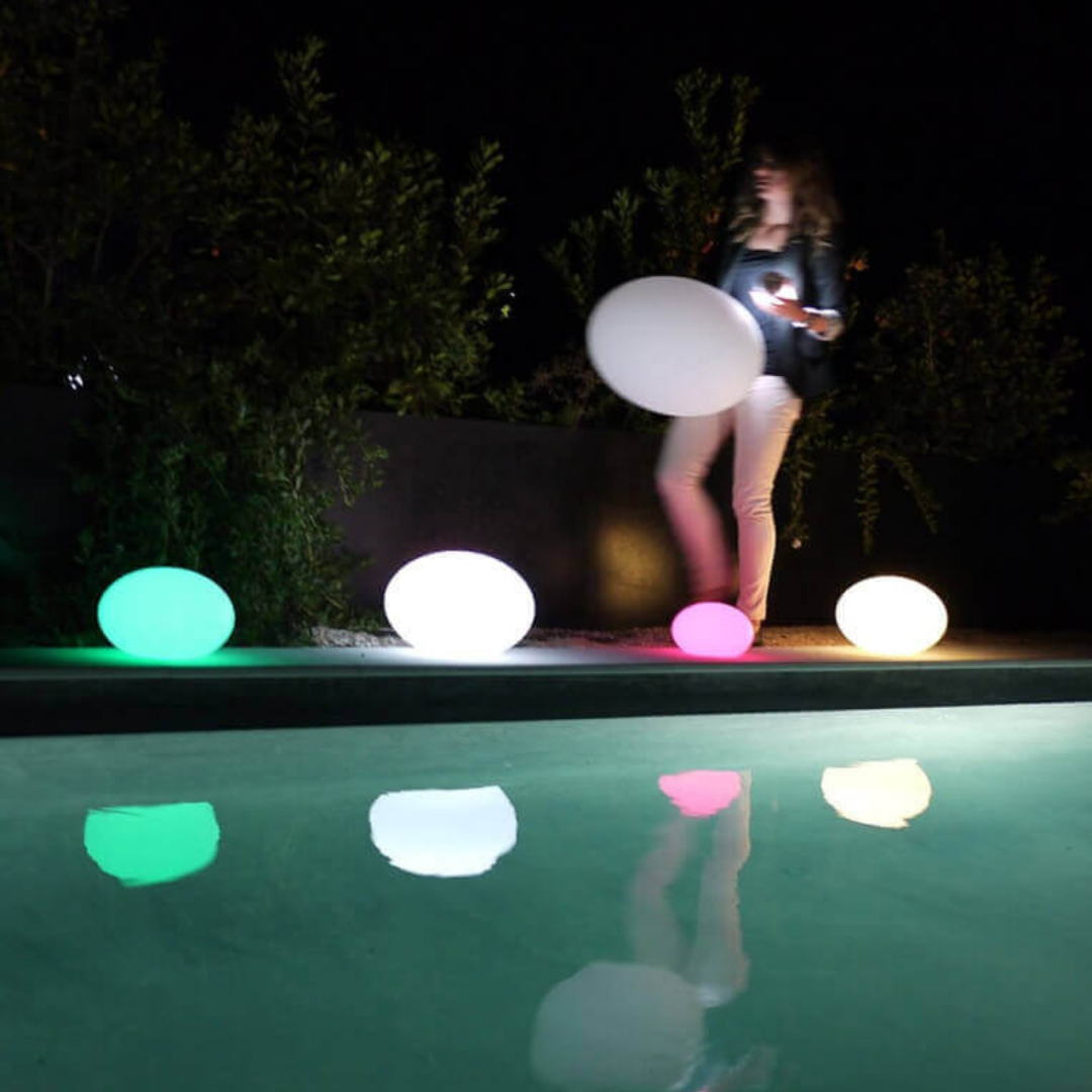 Platoon Sfera ovale luminosa multicolore