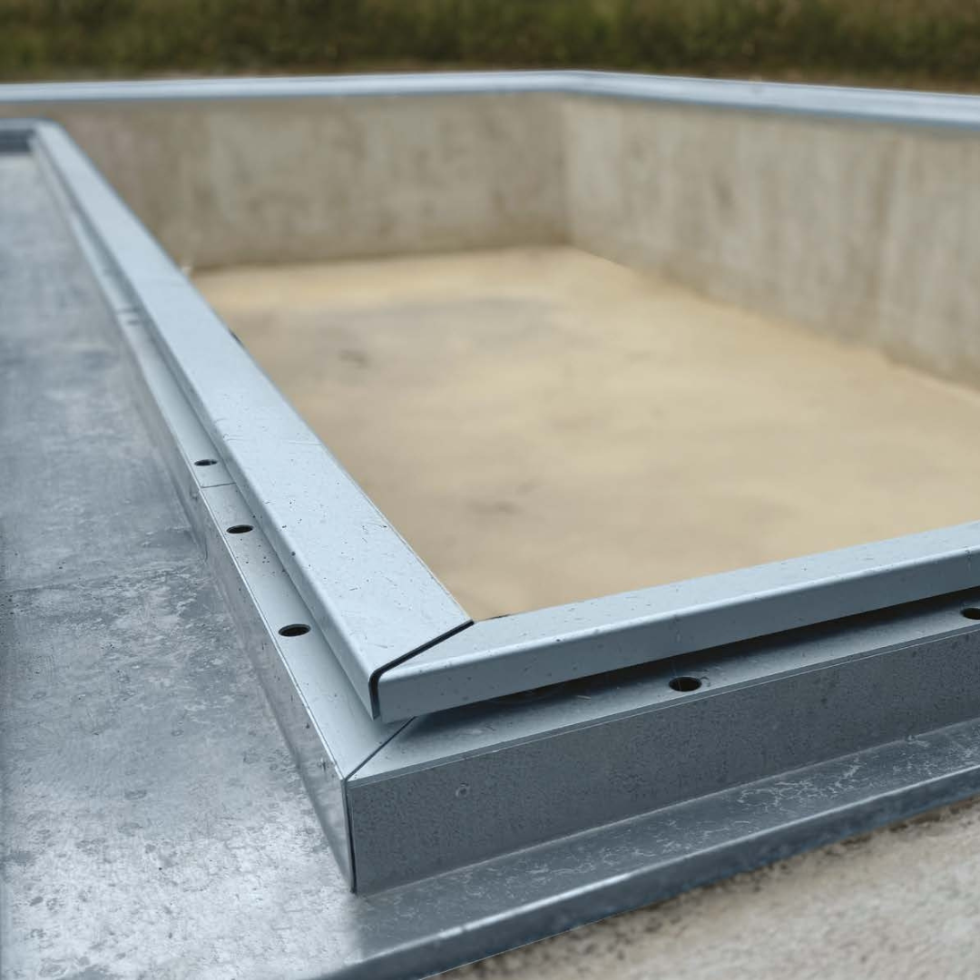 Bordo sfioro Prefabbricato Registrabile