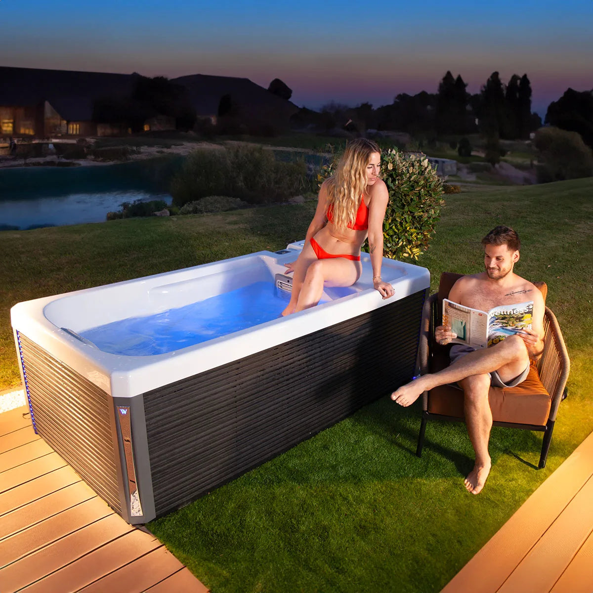 Alaska Cold & Hot Tub